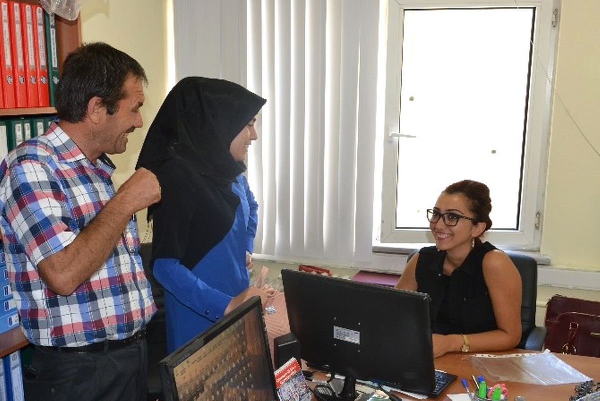 Bartın Üniversitesi\'nde Kayıt Heyecanı