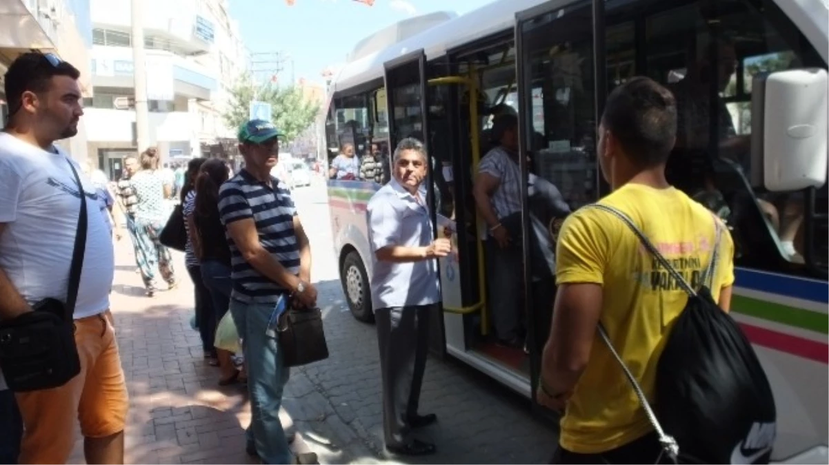 Burhaniye\'de Minibüsler Denetim Altında