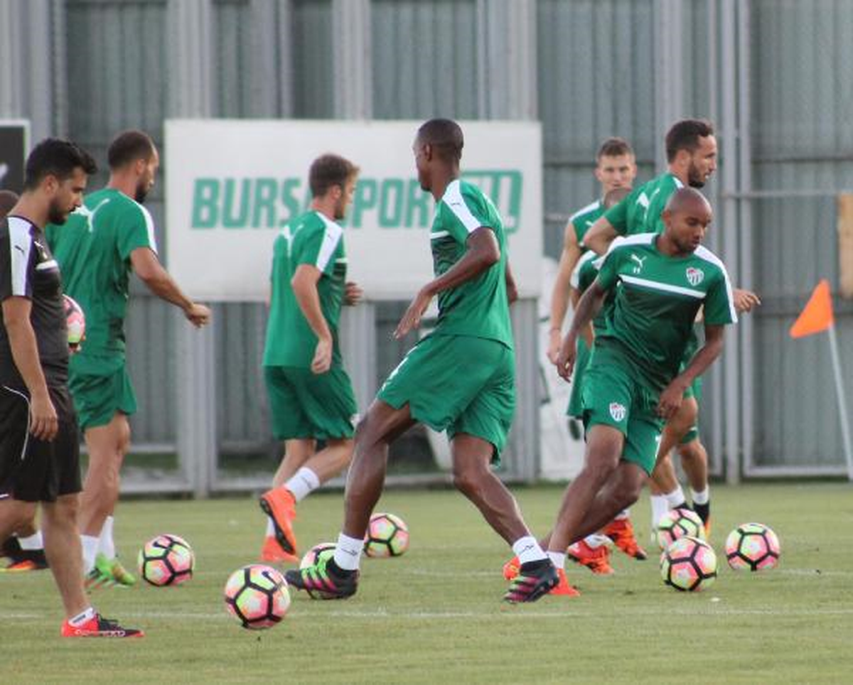 Bursaspor\'da Adanaspor Hazırlığı Sürüyor