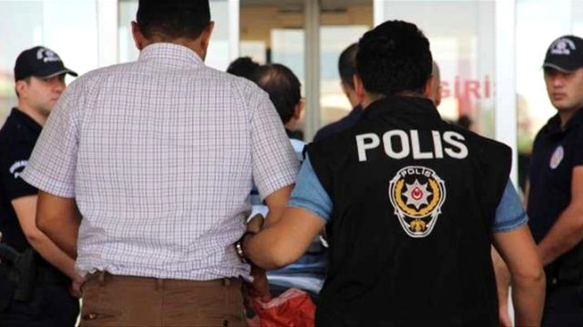 Çanakkale\'de Fetö\'den 18 Katibe Gözaltı