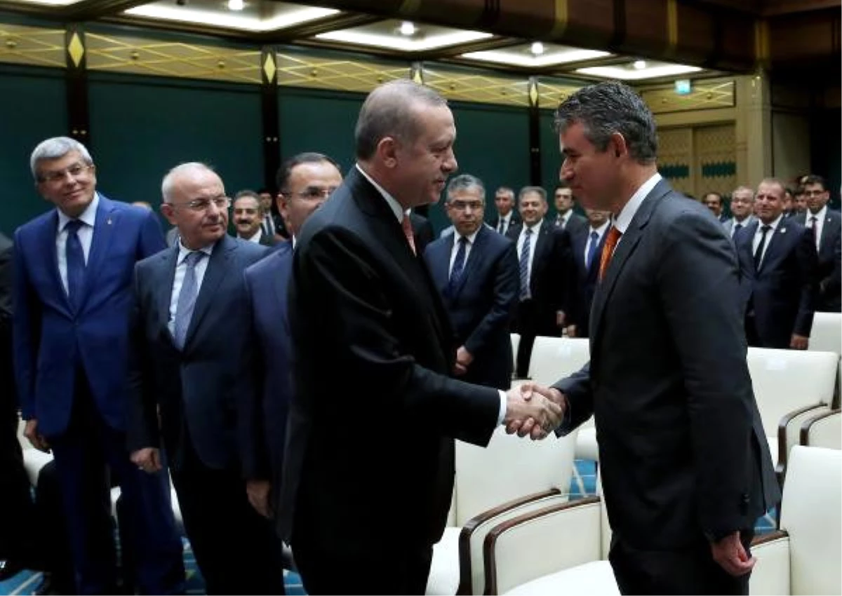 Cumhurbaşkanı Erdoğan, TBB Başkanı Metin Feyzioğlu ve Beraberindeki Heyeti Kabul Etti (2)