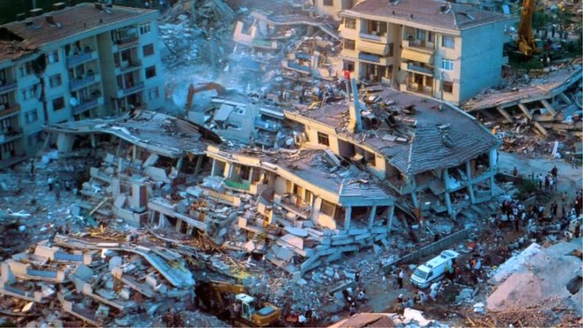 Depremin Telsiz Konuşmaları Tüyleri Diken Diken Ediyor