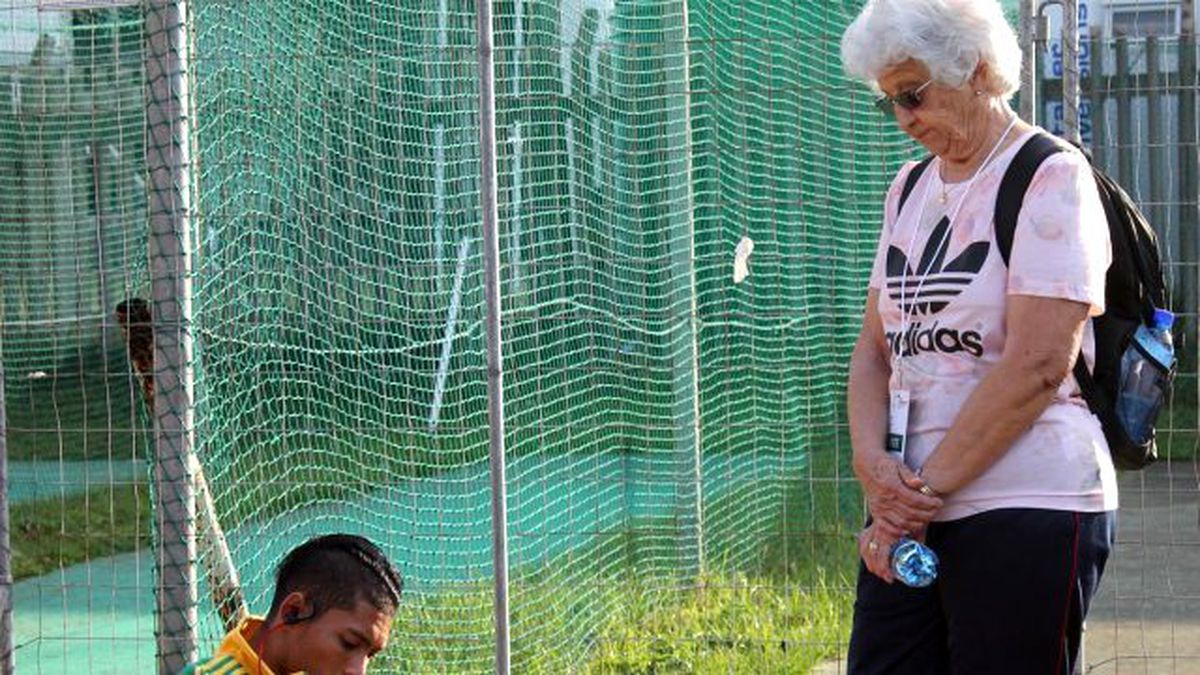 Dünya Rekortmeninin 74 Yaşındaki Antrenörü: Ans Botha