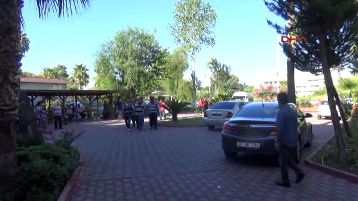 Kemer\'de Fetö/pdy Operasyonunda 13 Tutuklama