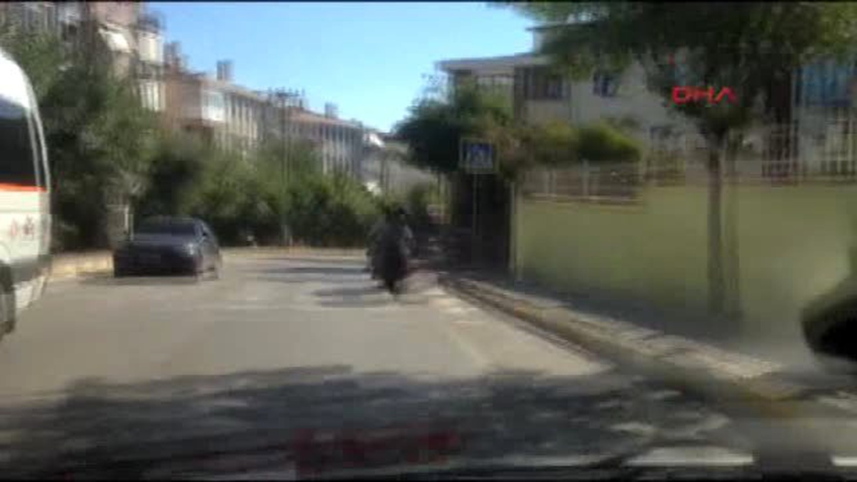 Kocaeli - Motosiklete 5 Kişi Bindi