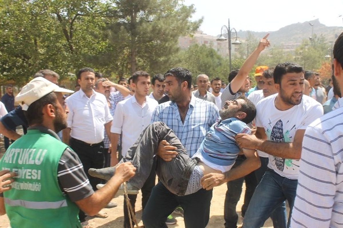 Mardin'de Cami Kubbesi Çöktü: 6 Yaralı