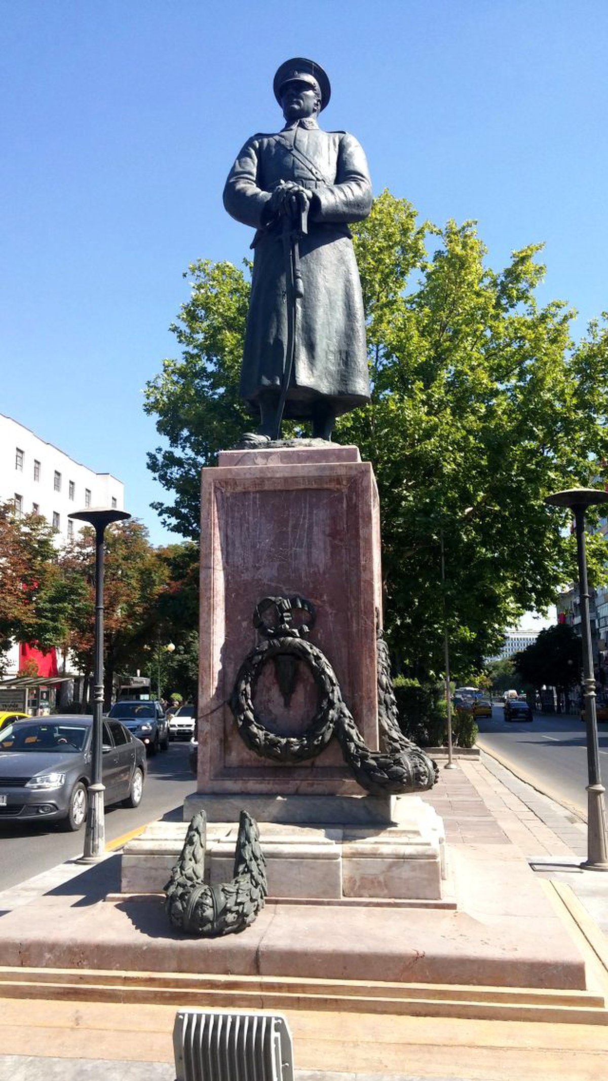 Mimarların Atatürk anıtını takibi sonuç verdi