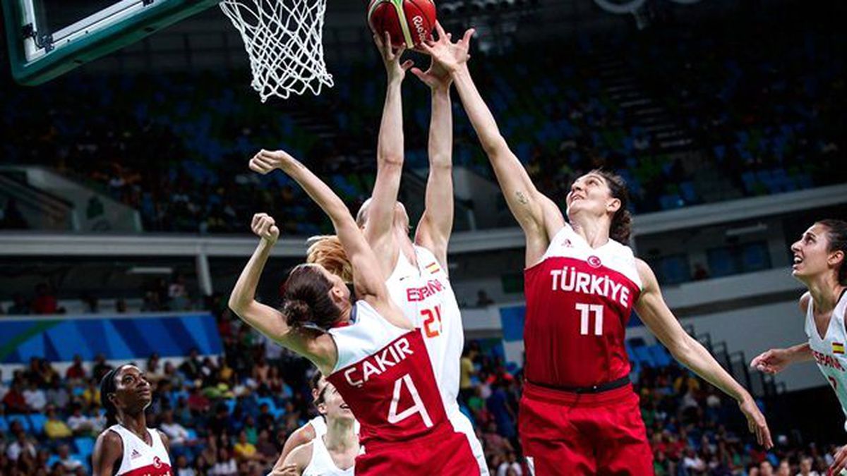 Rio'da Potanın Perileri, İspanya'ya 64-62 Yenilerek Elendi