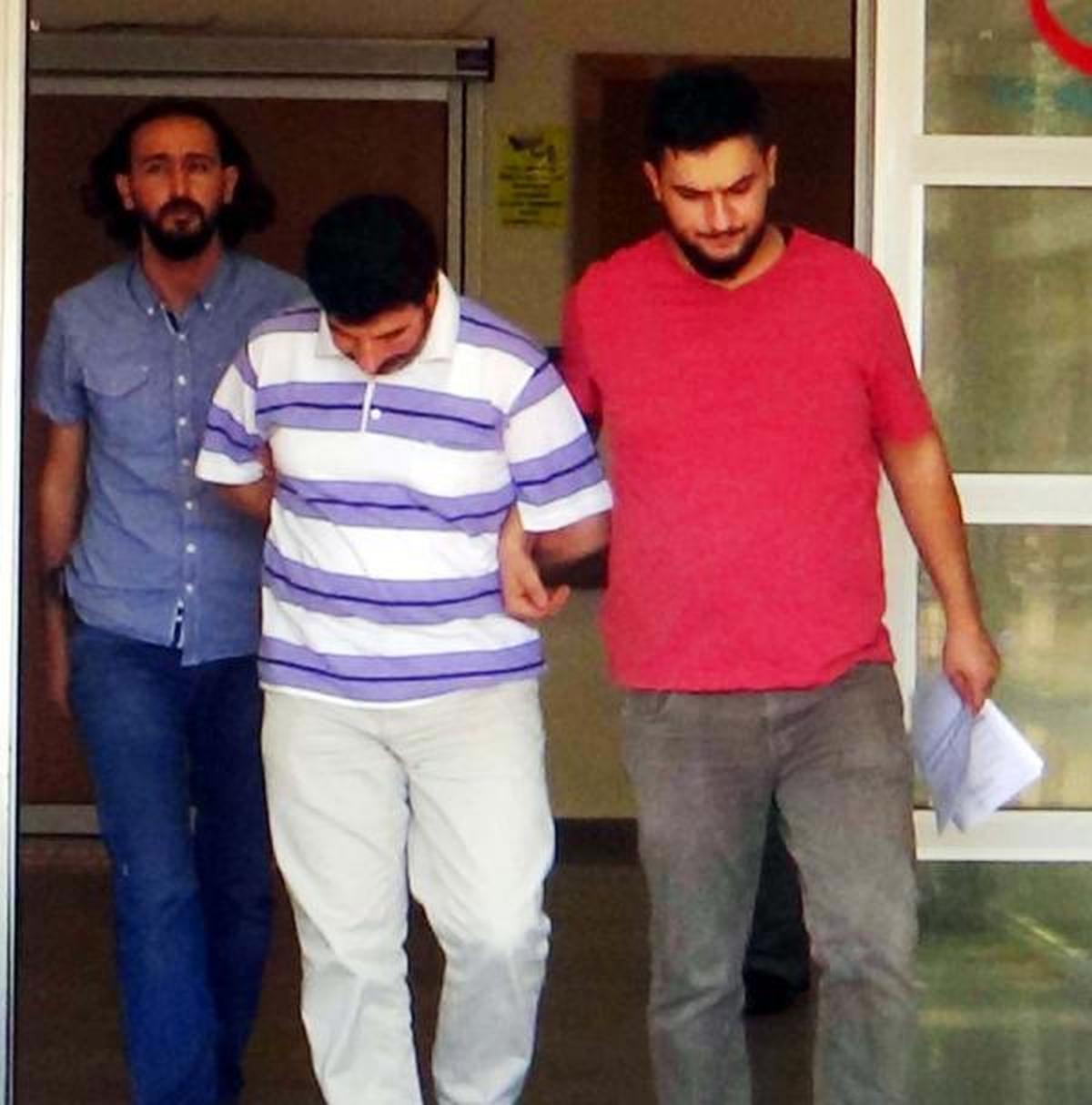 Suriye\'ye Kaçarken Yakalanan Erzurum Savcısı Tutuklandı