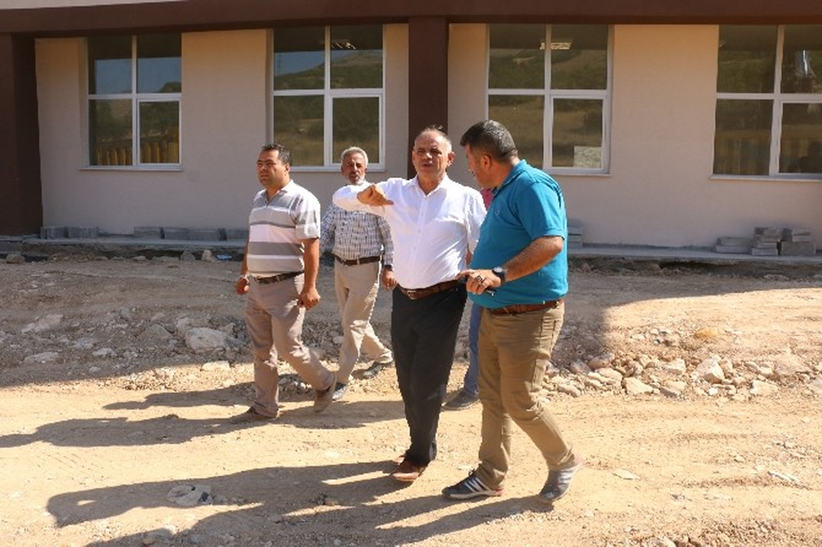 Yahyalı Meslek Yüksek Okulu\'nun Çevre Düzenlemesi Başladı