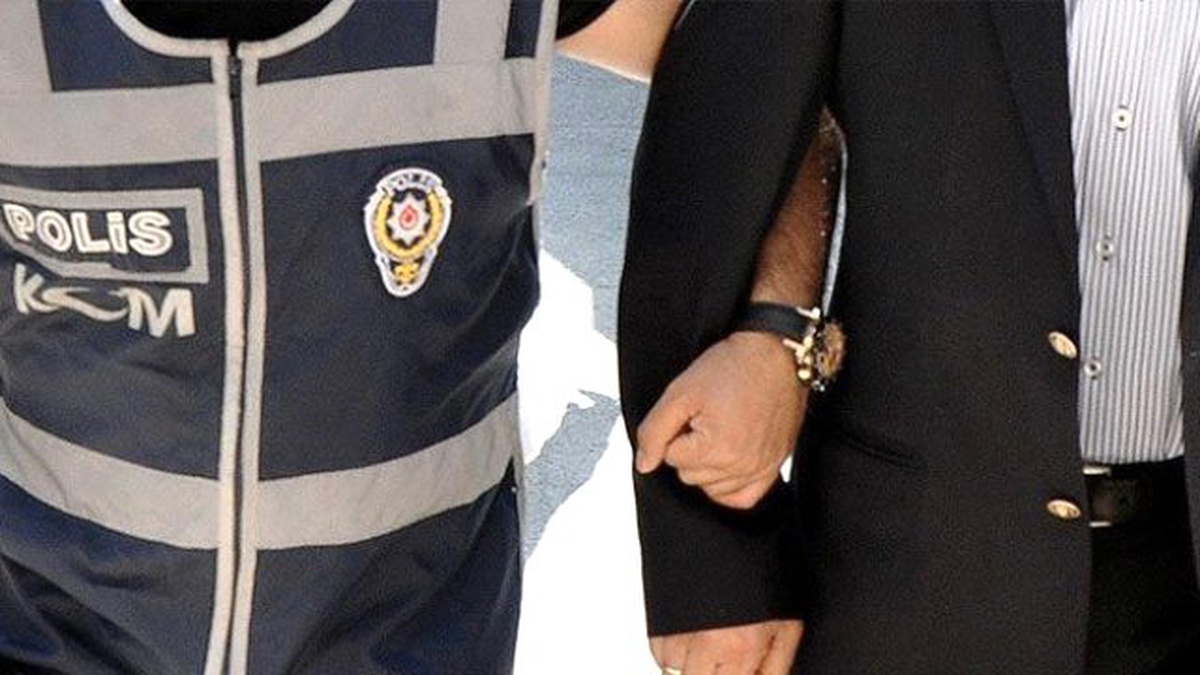 Amasya\'da 15 Adliye Personeline Fetö Gözaltısı
