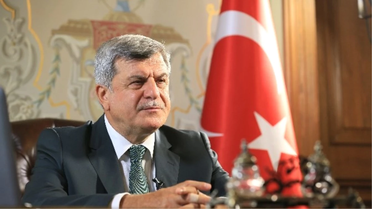 Başkan Karaosmanoğlu, "17 Ağustos\'un Acısı Kalbimizde"