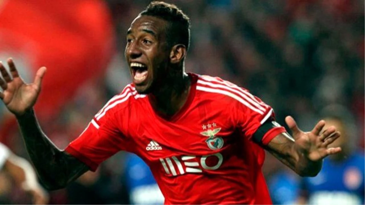 Beşiktaş, Benfica\'dan Anderson Talisca\'yı 2 Yıllığına Kiraladı