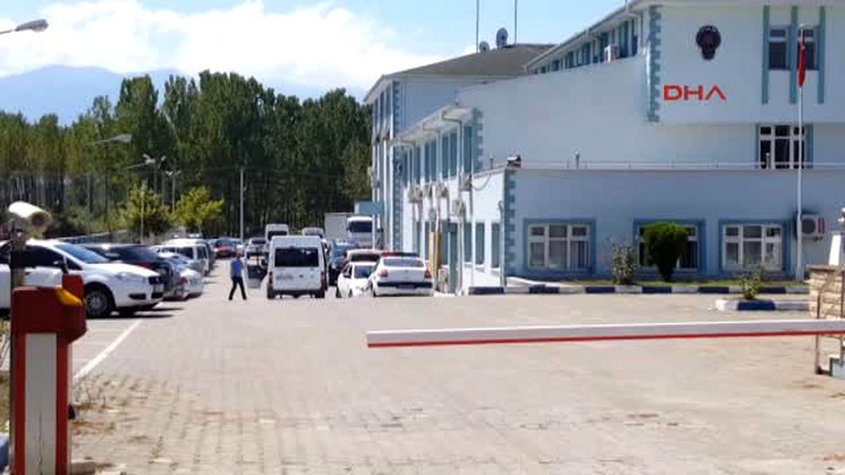 Düzce\'de Fetö Soruşturmasında 10 Polis Adliyeye Sevk Edildi