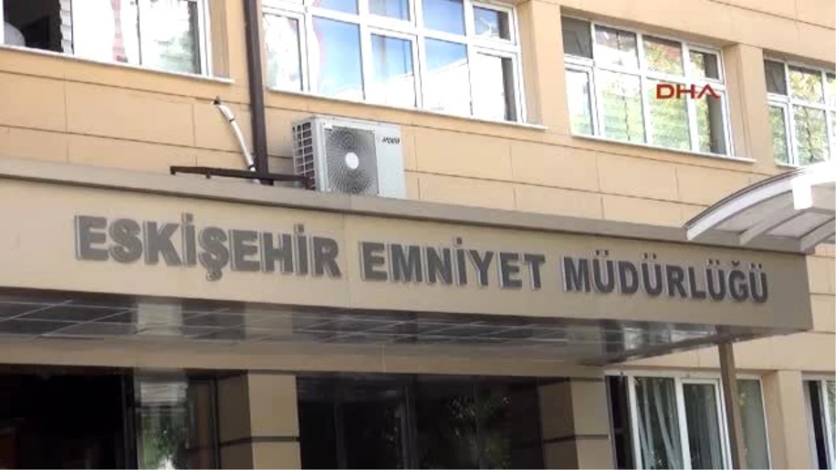 Eskişehir Darbeci Firari Yüzbaşının Kardeşi Eskişehir\'de Gözaltına Alındı