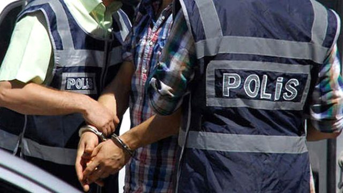 Kayseri\'de Valilik ve Dhmi Çalışanı 11 Kişi Adliyeye Sevk Edildi (2)