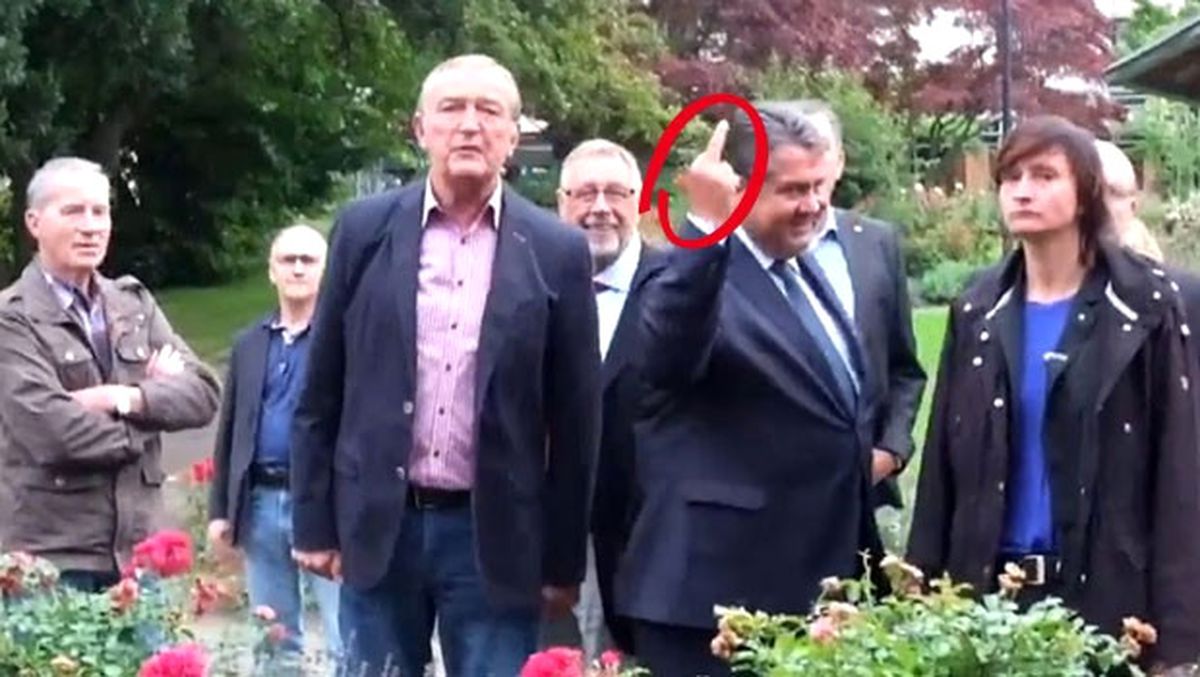 Gabriel\'den Aşırı Sağcılara Orta Parmak Gösterdi