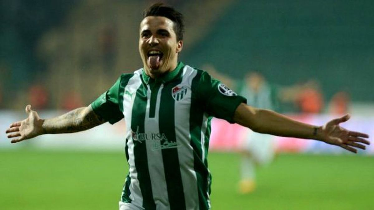 Galatasaray, Josue\'yi Bekliyor