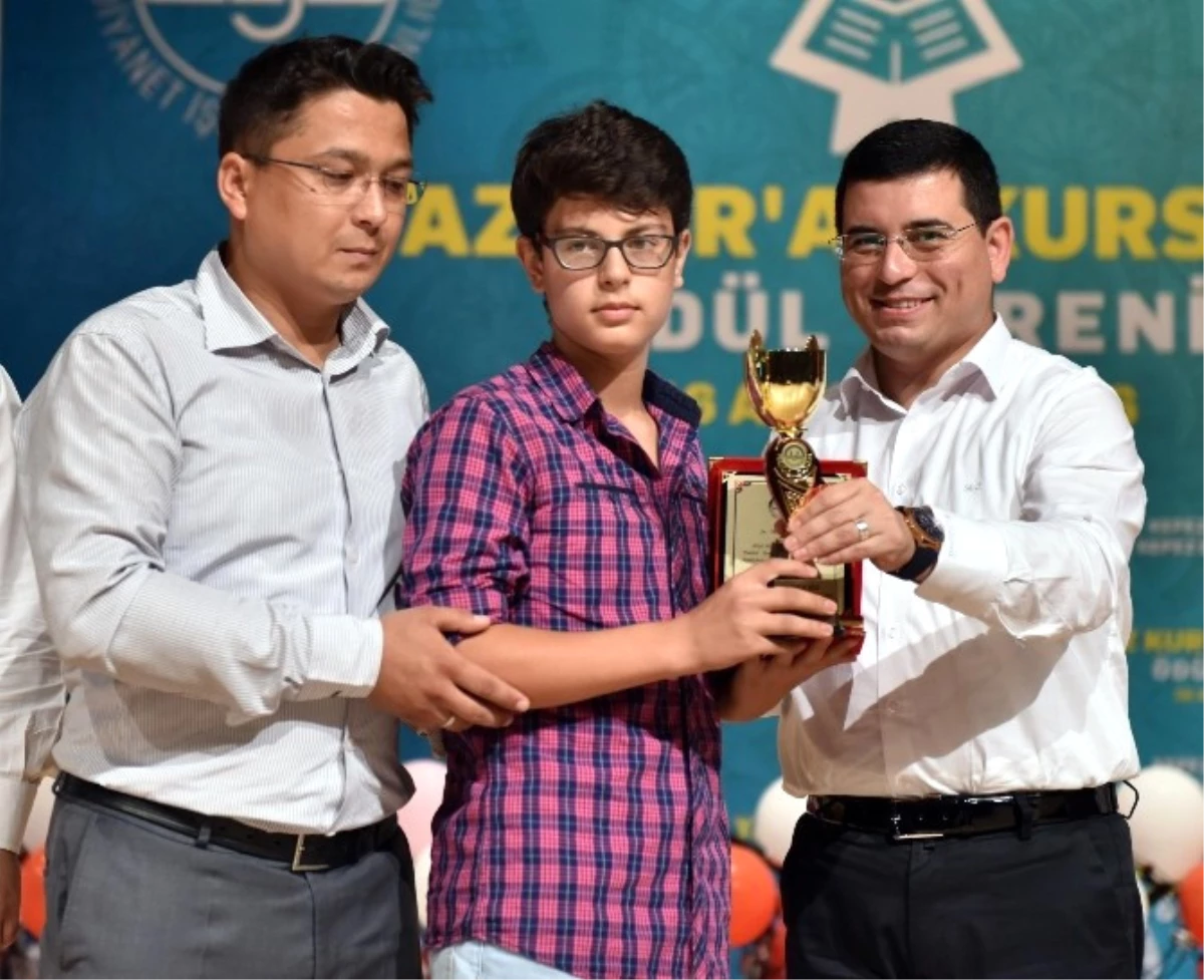 Kepez Belediyesi\'nden Başarılı Öğrencilere Ödül