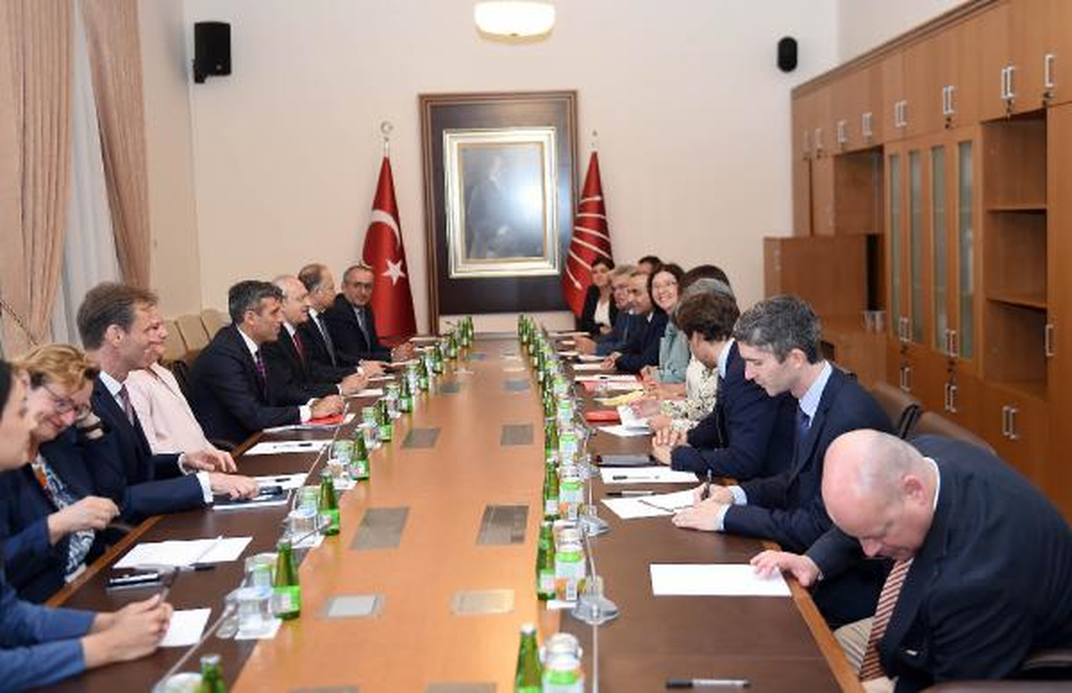 Kılıçdaroğlu, Avrupa Güvenlik ve İşbirliği Teşkilatı Heyeti ile Görüştü
