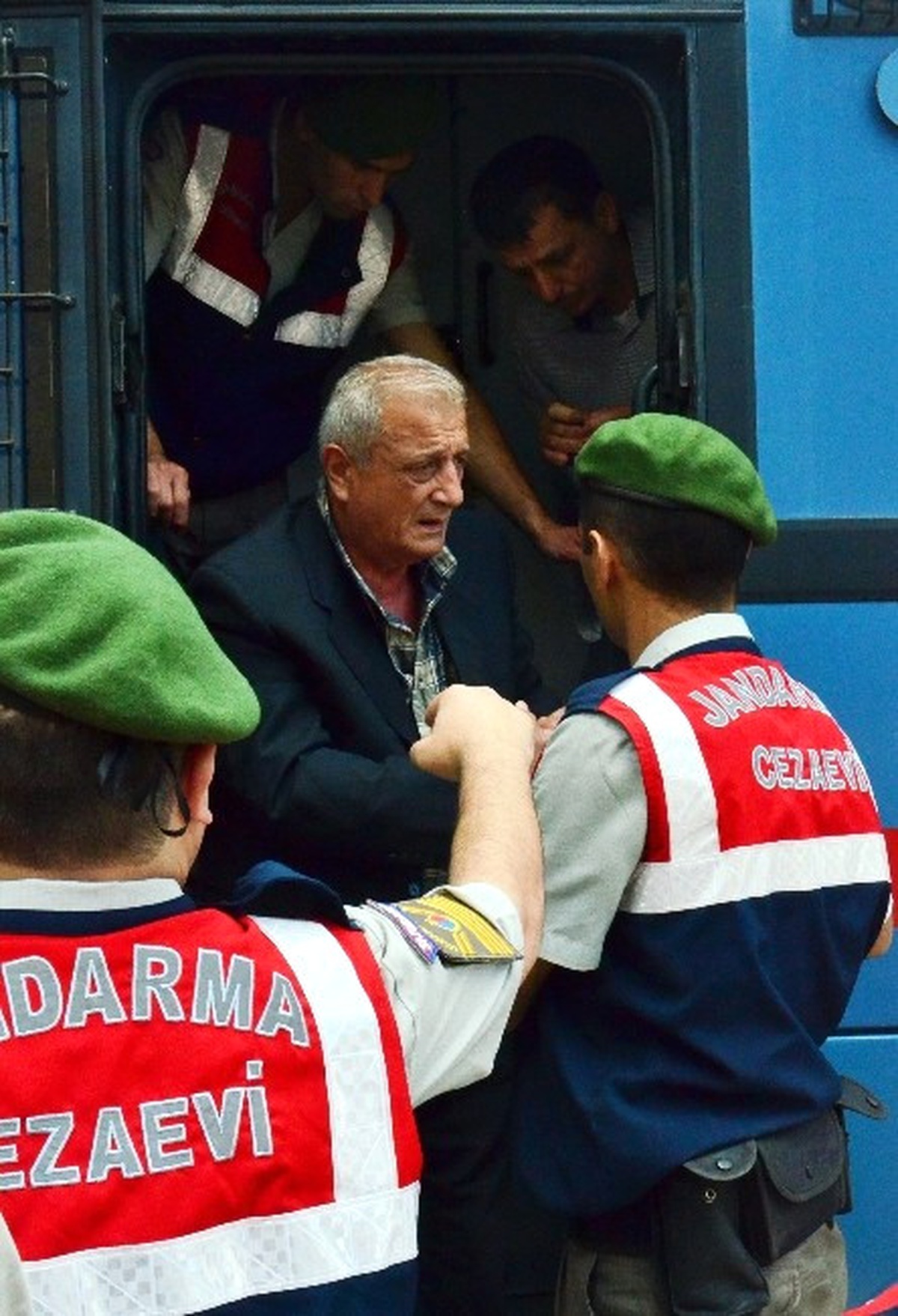 Komşusunu Yaralayan Sanık Hakim Karşısında
