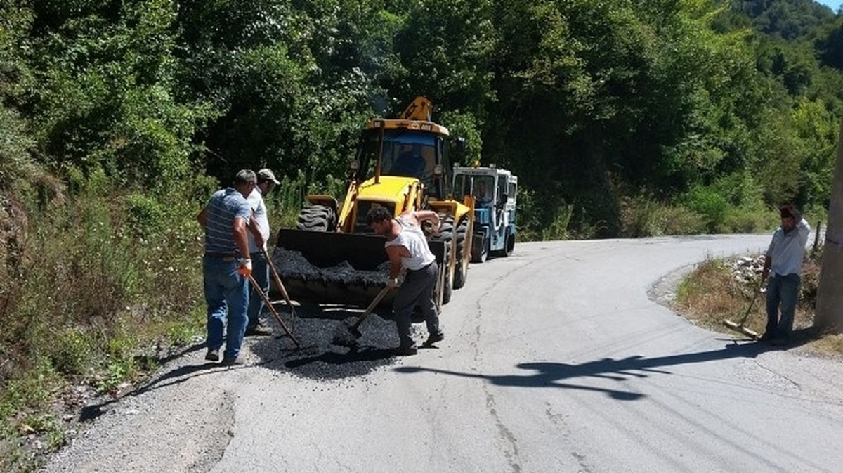 Kozlu\'da Yol Düzenleme İşlemleri Yapılıyor