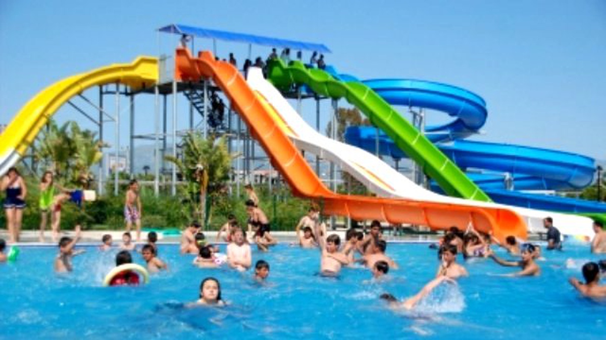 Kumluca Belediyesinin Aguaparkına Temiz Havuz Sertifikası