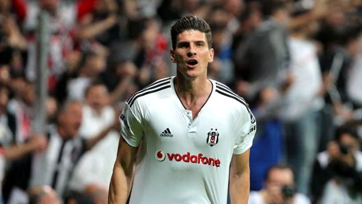 Mario Gomez, Wolfsburg\'a 7 Milyon Euro\'ya Transfer Oluyor