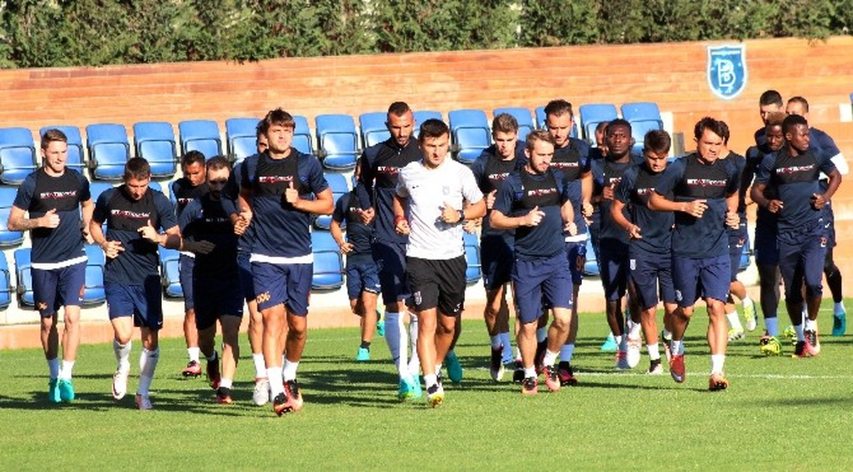 Medipol Başakşehir, Shakhtar Donetsk Maçının Hazırlıklarını Tamamladı