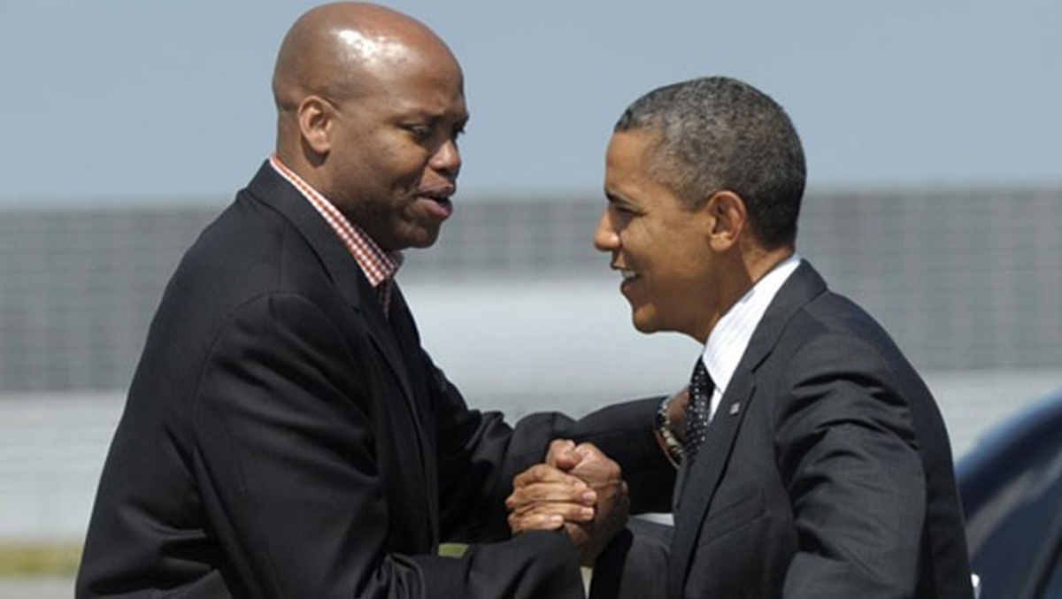 Obama\'nın Kayınbiraderine Nba\'de Görev