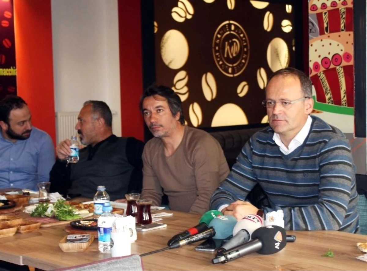 Osman Fırat\'tan Takım Arkadaşlarına Kahvaltı
