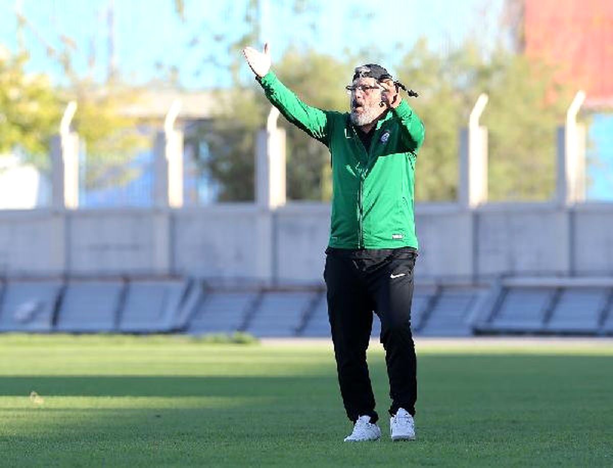 Osmanlıspor Teknik Direktörü Akçay: Hedefimiz Gruplara Kalmak