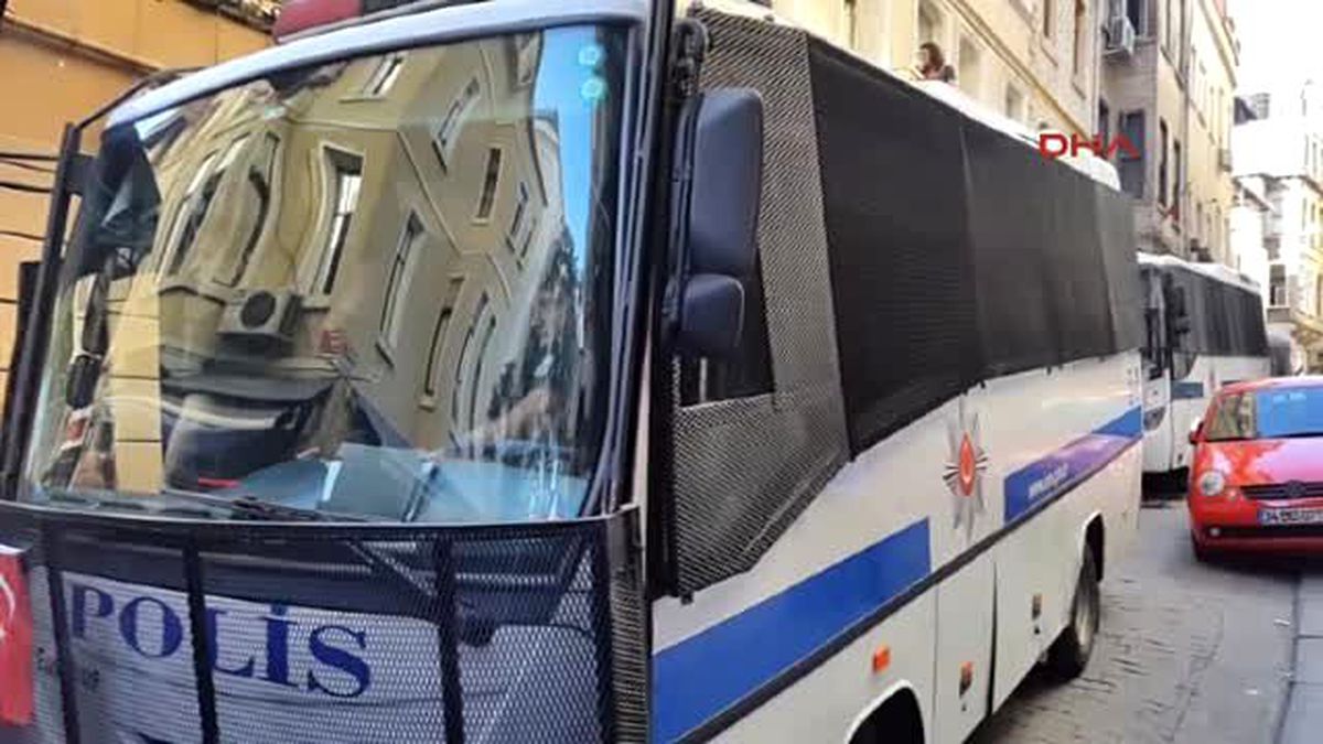 Özgür Gündem Gazetesi\'nde Polis Araması