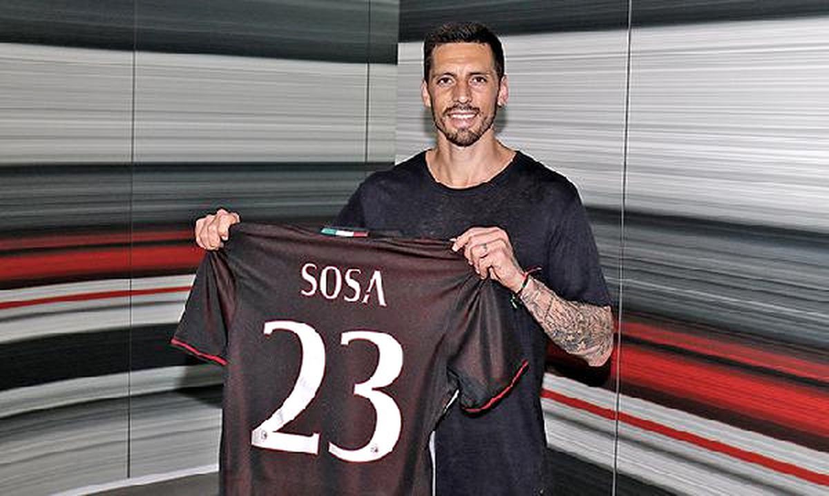 Sosa, Resmen Milan\'da