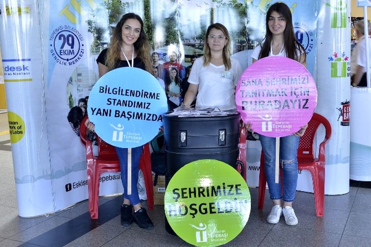 Tepebaşı\'ndan Yeni Üniversite Öğrencilerine Kenti Tanıma Kılavuzu