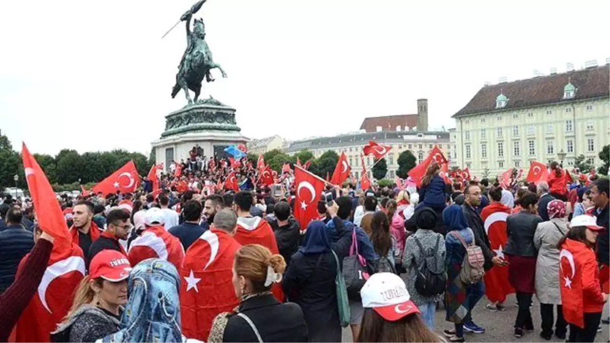 Terör Örgütünün Avrupa Üssü: Avusturya