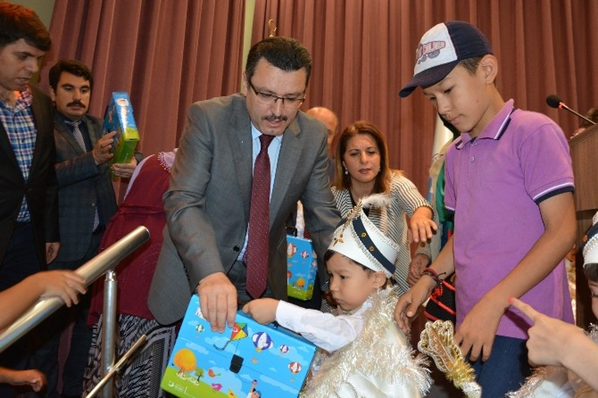 Trabzon\'da 61 Çocuk Erkekliğe Adım Attı