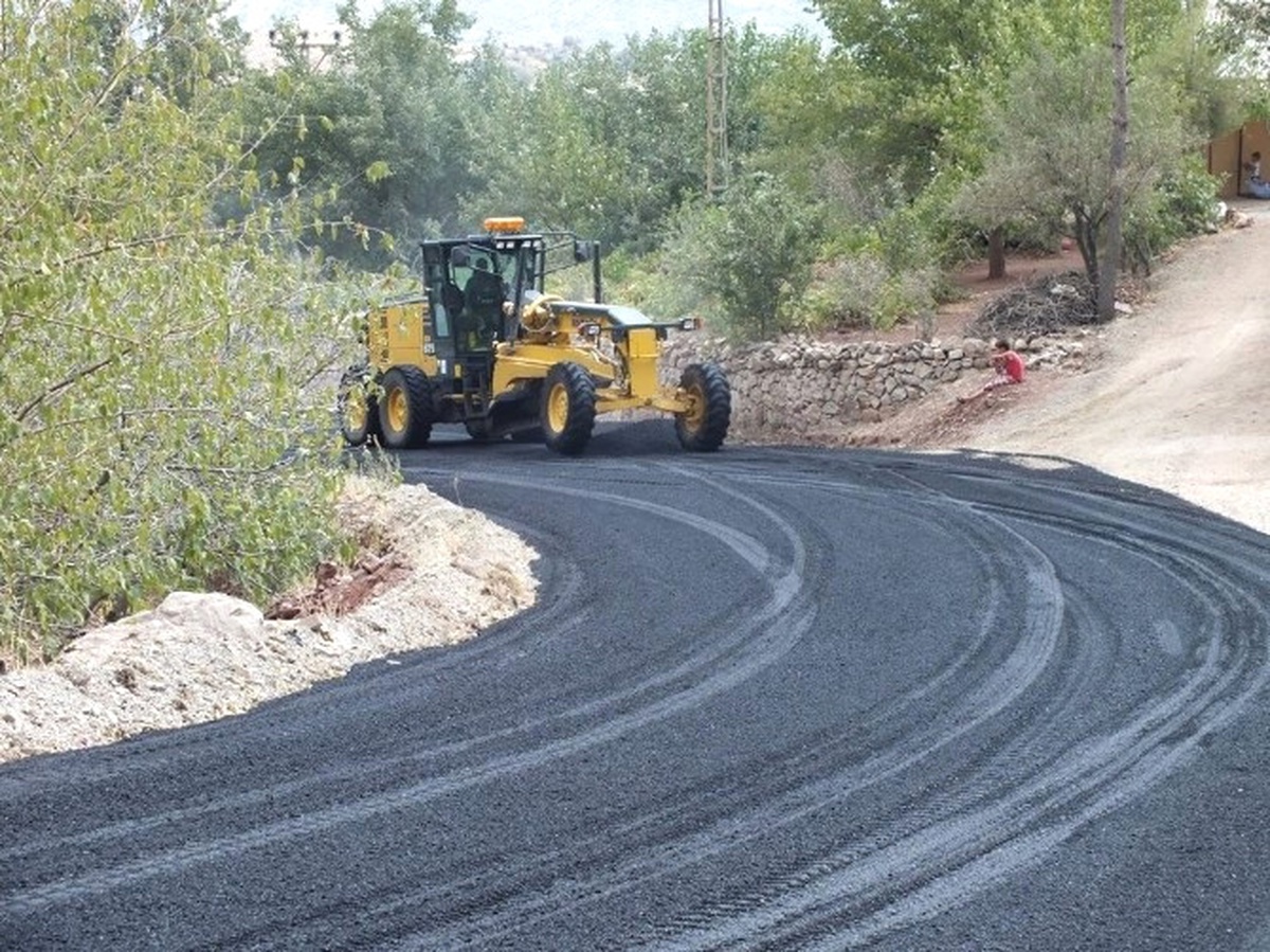 Tut İlçesinde Salah Mahalle Yolu Asfaltlandı