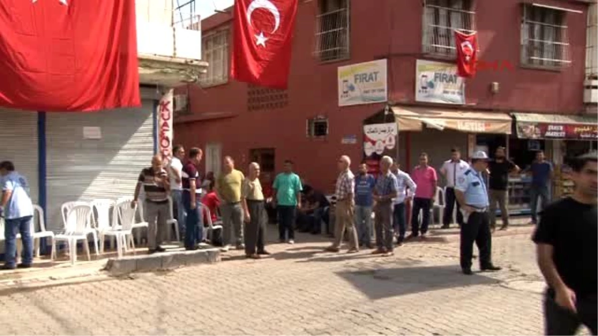 Adana Van\'da Şehit Düşen Polis Memuru 30 Eylül\'de Dünya Evine Girecekti
