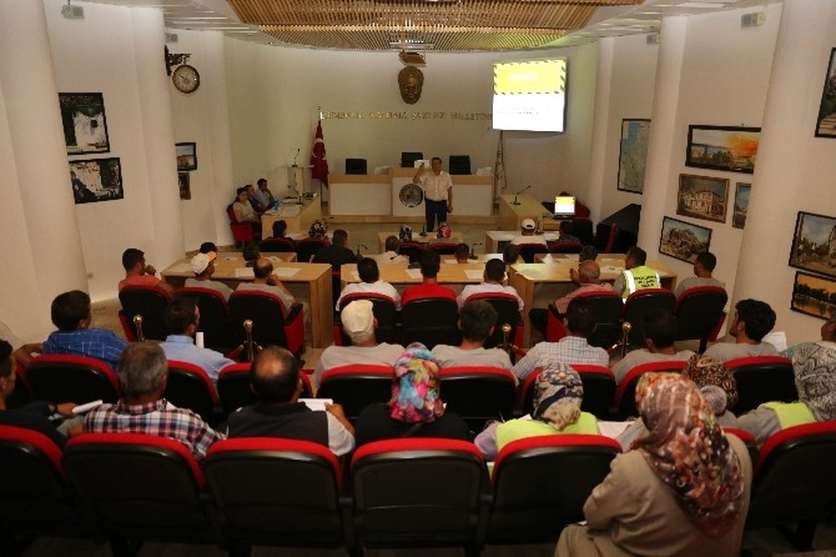 Belediye Personeli İçin İş Güvenliği Seminerleri Devam Ediyor