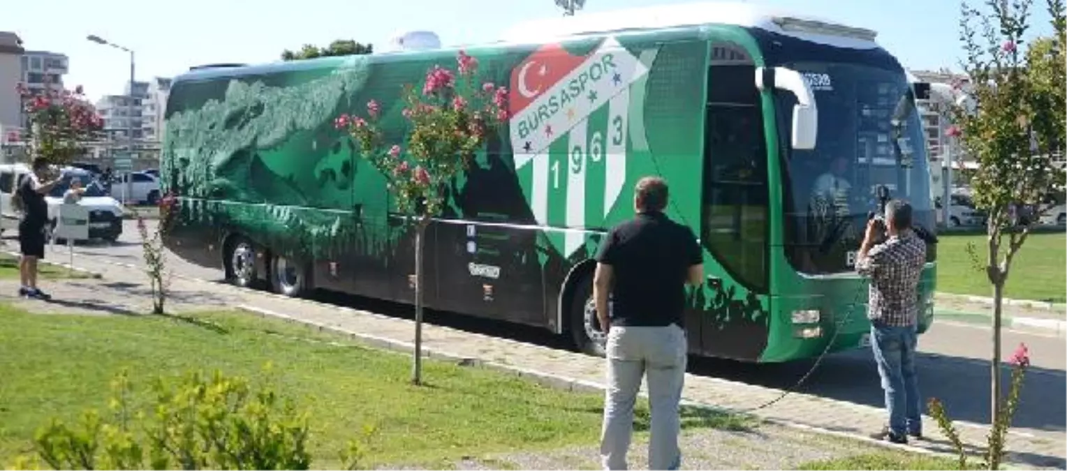 Bursaspor, Adana\'ya Uçtu