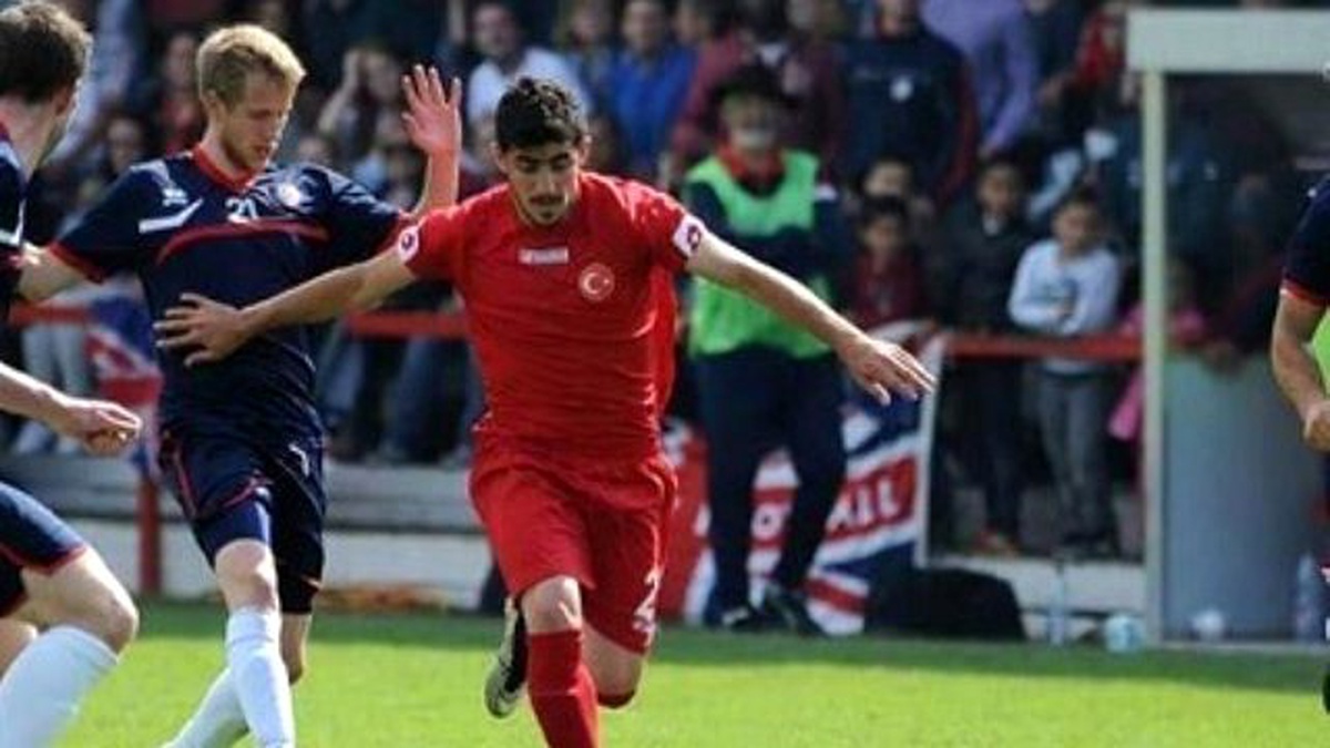 Diyarbakırlı Engelli Futbolcu Parmak Isırtıyor