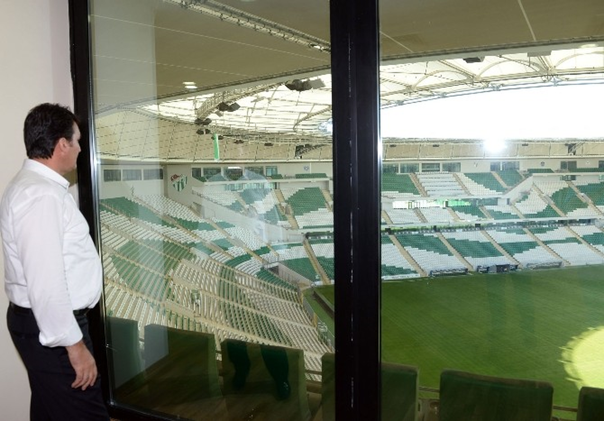 Dündar: "Bursaspor Yeni Statla Şampiyonlukların En Büyük Adayı"