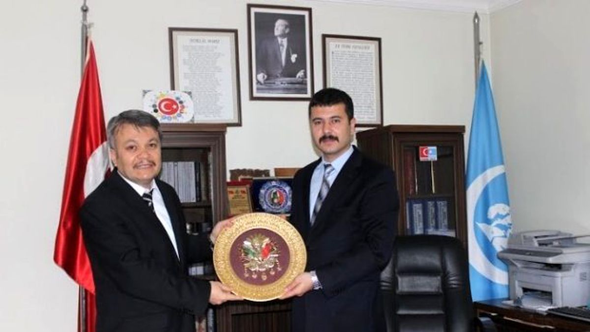 Eskişehir Ülkü Ocakları Yönetiminden İl Emniyet Müdürü Şahin\'e Ziyaret