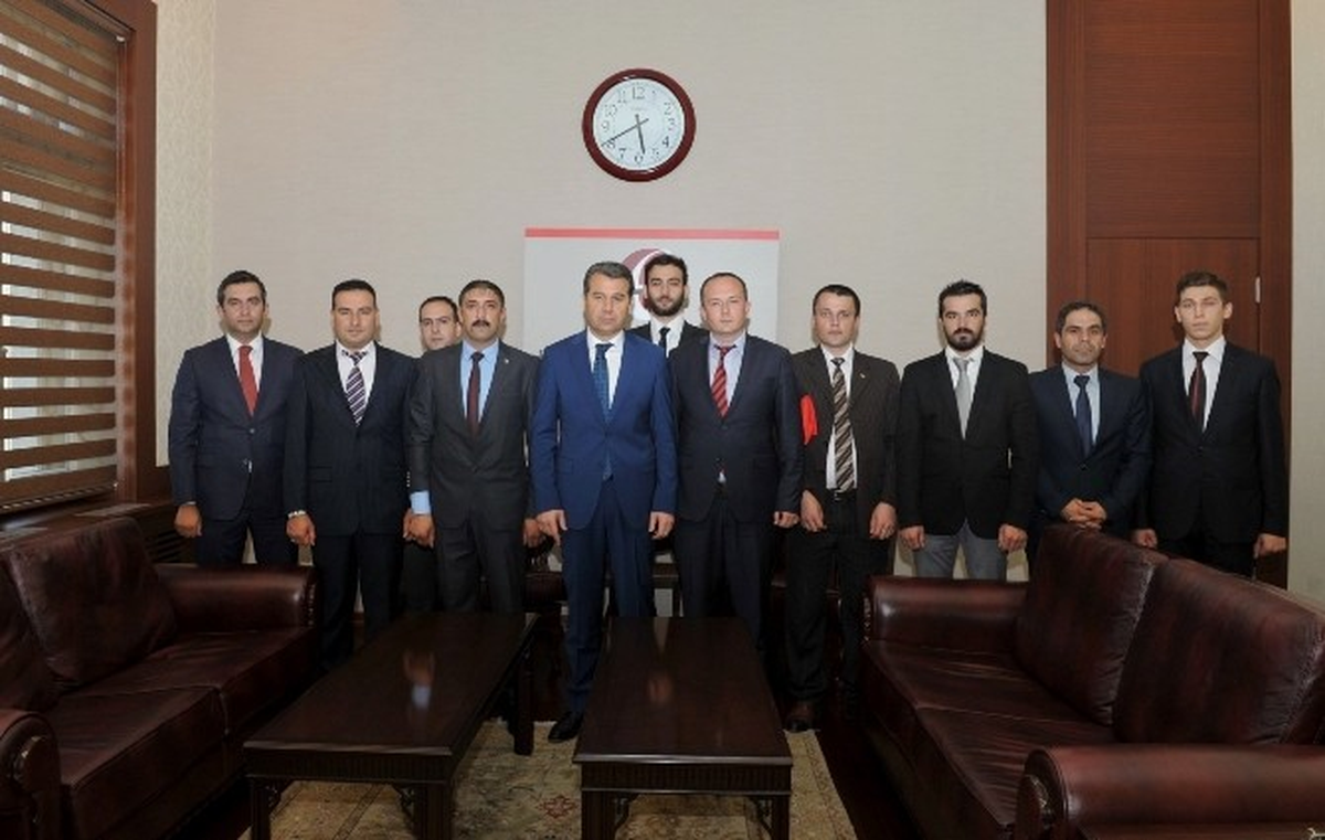 Eskişehir Ülkü Ocakları\'ndan Vali Çelik\'e Ziyaret