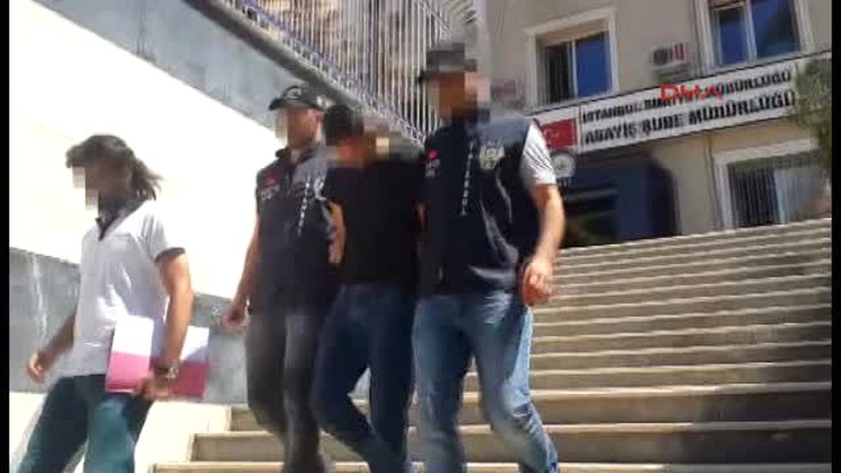 Fatih\'te Bıçaklanan Kuyumcu Hayatını Kaybetti