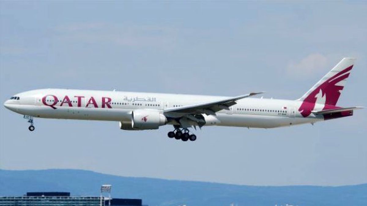 Katar Uçağı, Atatürk Havalimanı'na Acil İniş Yaptı