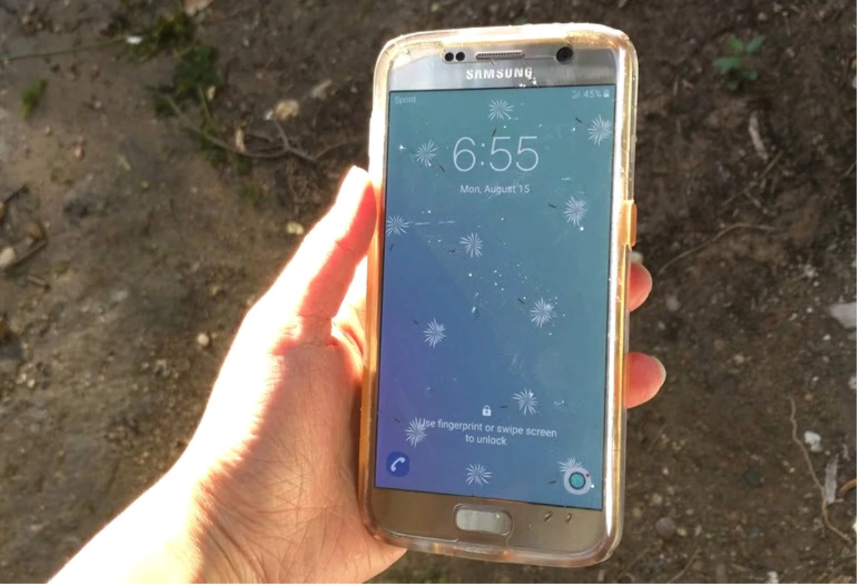 Galaxy S7, Gölden Çalışır Halde Çıktı!