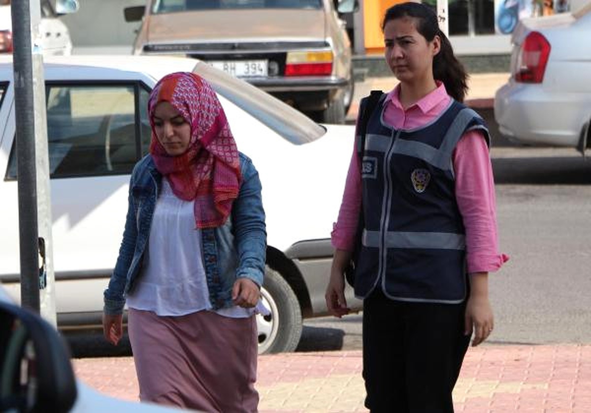 Kahramanmaraş\'ta Fetö Şüphelisi Sağlıkçılar Adliyede