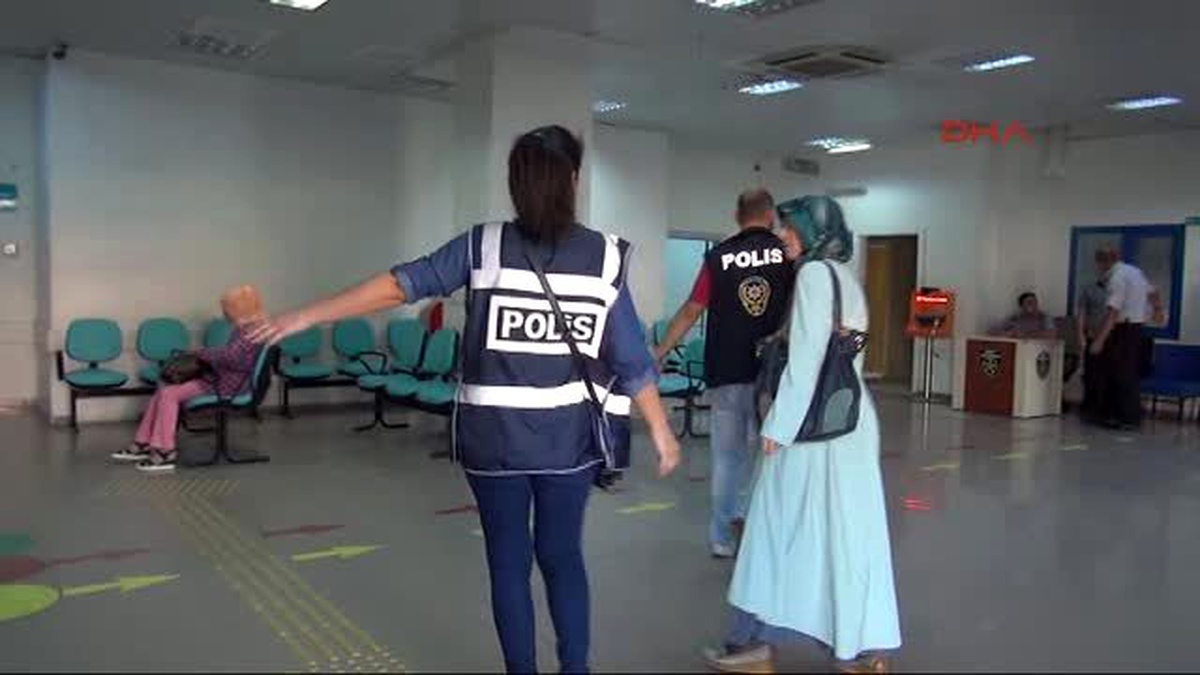 Kahramanmaraş\'ta Fetö Şüphelisi Sağlıkçılar Adliyede